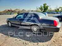 2007 Lincoln Town фото
