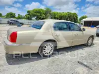 2007 Lincoln Town фото
