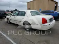 2007 Lincoln Town фото