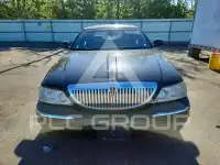 2007 Lincoln Town фото