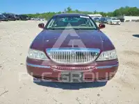 2007 Lincoln Town фото