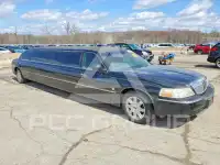 2007 Lincoln Town фото