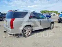 2007 Cadillac SRX photo