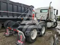 2007 Volvo VNL photo