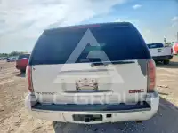 2007 GMC YUKON фото