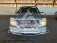 2007 GMC YUKON фото