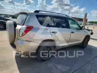 2007 Toyota RAV4 photo