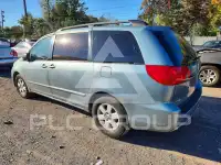 2007 Toyota SIENNA photo