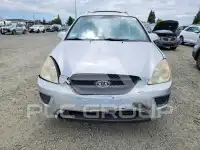 2007 KIA Rondo photo