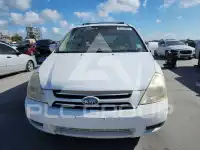 2007 KIA Sedona photo