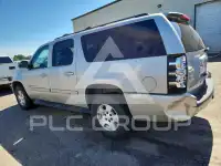 2008 Chevrolet Suburan photo