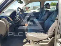 2008 Chevrolet Suburan photo
