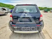 2008 Suzuki SX4 photo