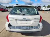 2008 Subaru Outback photo