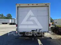 2008 GMC Savana photo