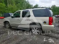 2008 GMC YUKON фото