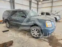 2008 GMC YUKON фото