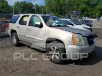 2008 GMC YUKON фото
