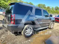 2008 GMC YUKON photo