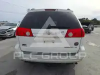 2008 Toyota SIENNA photo