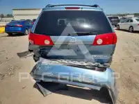 2008 Toyota SIENNA photo