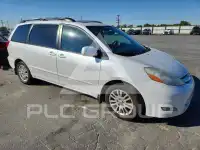 2008 Toyota SIENNA photo