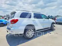 2008 Toyota SEQUOIA фото