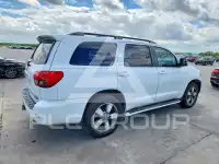 2008 Toyota SEQUOIA фото