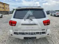 2008 Toyota SEQUOIA photo