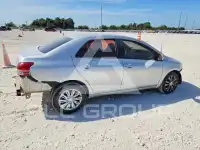 2008 Toyota YARIS фото