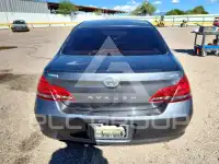 2008 Toyota AVALON photo