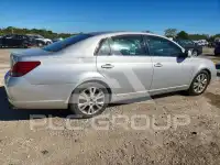 2008 Toyota AVALON photo