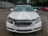 2008 Toyota AVALON photo