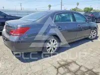 2008 Toyota AVALON фото