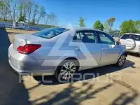 2008 Toyota AVALON фото