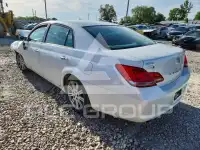 2008 Toyota AVALON фото
