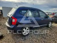 2008 KIA Rondo photo