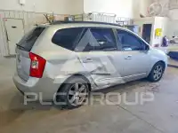 2008 KIA Rondo photo
