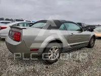 2008 Ford MUSTANG фото