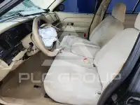 2008 Ford CROWN фото