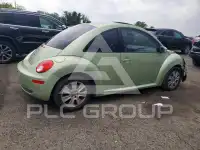 2008 Volkswagen BEETLE photo
