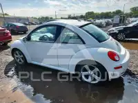 2008 Volkswagen BEETLE photo