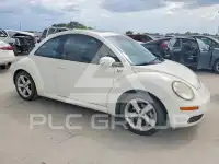 2008 Volkswagen BEETLE photo