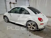 2008 Volkswagen BEETLE photo