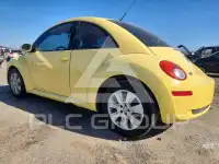 2008 Volkswagen BEETLE photo