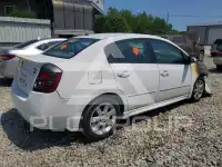 2009 Nissan SENTRA photo