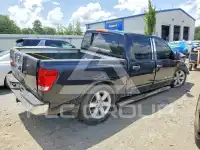 2009 Nissan TITAN фото