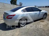 2009 Nissan MAXIMA photo