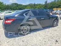 2009 Nissan MAXIMA photo