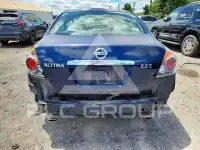 2009 Nissan ALTIMA photo